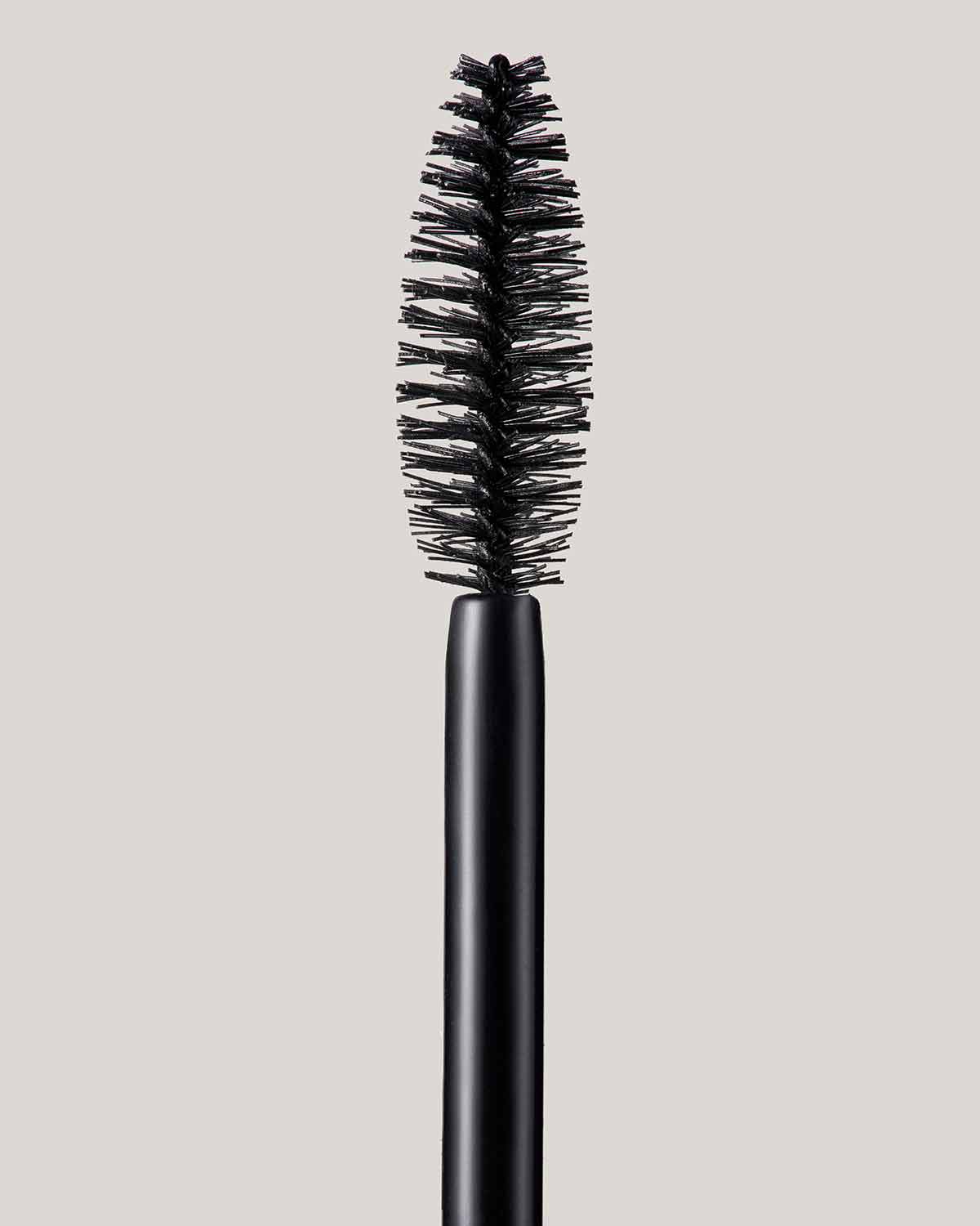 Full Frontal Volume, Lift & Curl Mascara ¡ª Cuz I'm Black