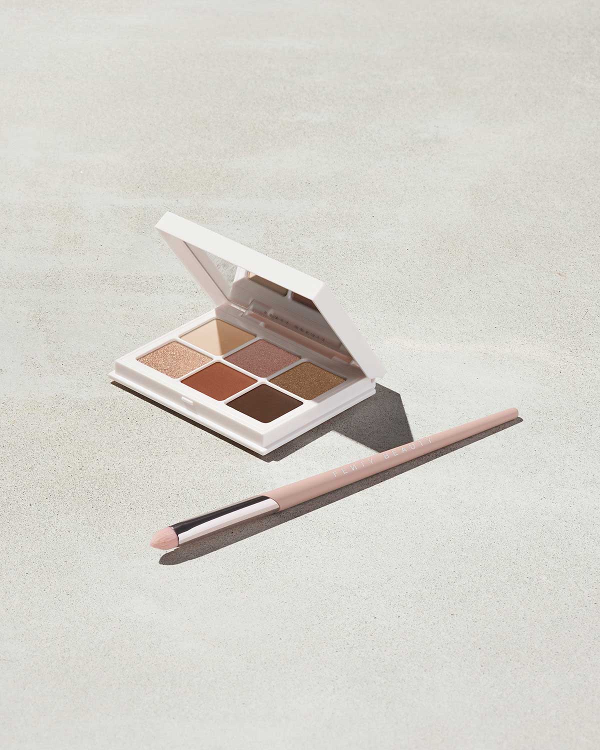 Precise Definition Eyeshadow Brush 220